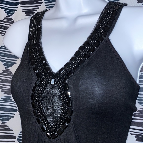 Black sleeveless shirt with sequins and jewels - Picture 2 of 3